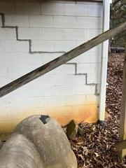 Exterior Wall Cracks