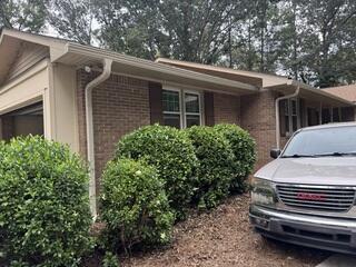 Guitter Shutter Installation is finished