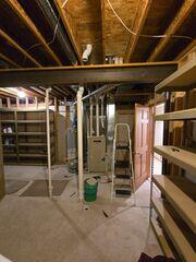 Sub-slab suction point