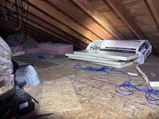 This homeowner wasn't happy with the insulation in his attic. The fiberglass didn't seem to be doing a good job. We removed all of the existing insulation and cleaned out the space.
