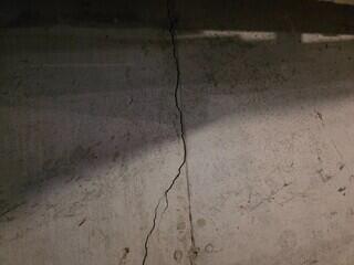Foundation Wall Crack