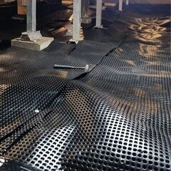 Une base plus contrôlée