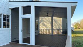 New screened-in porch