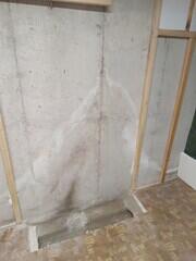 Wall crack