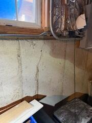 Vertical Crack