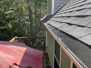 Metal gutter guards