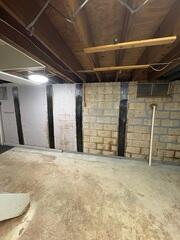 Wall Straps