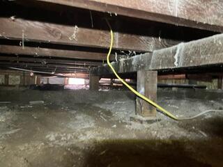 Crawl Space Conditions Before Structural Stabilization