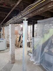 SmartJack Secured to Main Beam