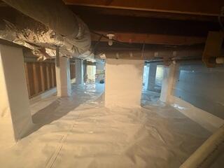 Finished CleanSpace Vapor Barrier with Wrapped Piers