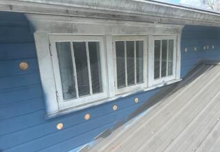Injection Foam with Wood Siding