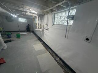 Installing the Vapor Barrier & WaterGuard