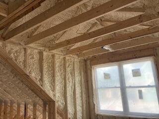 Spray Foam to New Construction Roof Deck
