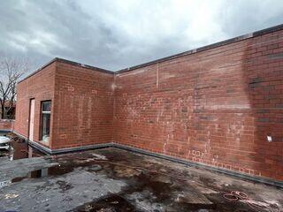 Needs re-bricking