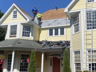 Installing the Roof System in Layers