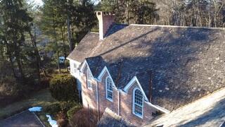 A Complex Darien Roofline