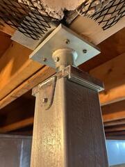 SmartJack Secured to Main Beam