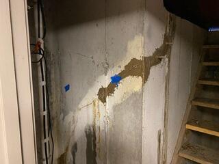 Diagonal Wall Crack