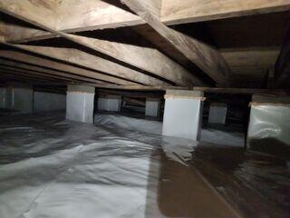 Condensation from the porous concrete blocks is eliminated with our Wallie!!