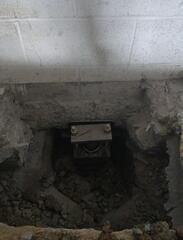 Placed push pier bracket