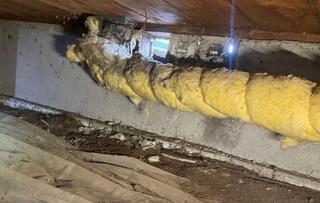 Open Crawl Space Vent
