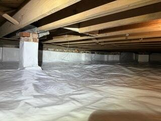 We take CleanSpace up the walls and around the piers for full encapsulation.
