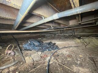Complete Crawl Space Encapsulation System in Miami Beach, FL