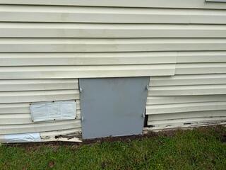 Crawl Space Entrance Sealed Against Humidity