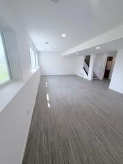 Very long living space.