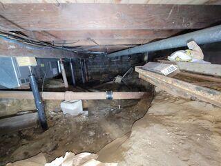 Encapsulating a Damp Crawl Space in Hazlet, NJ