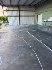 Repairing Concrete Cracks