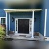 This is a close up of the stone band, that the homeowner would like to be replaced.